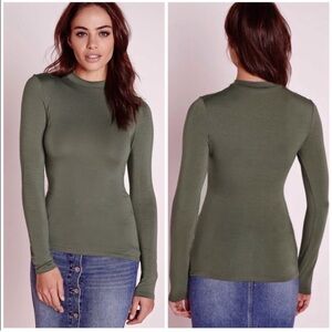 Missguided Green Long Sleeve Tee